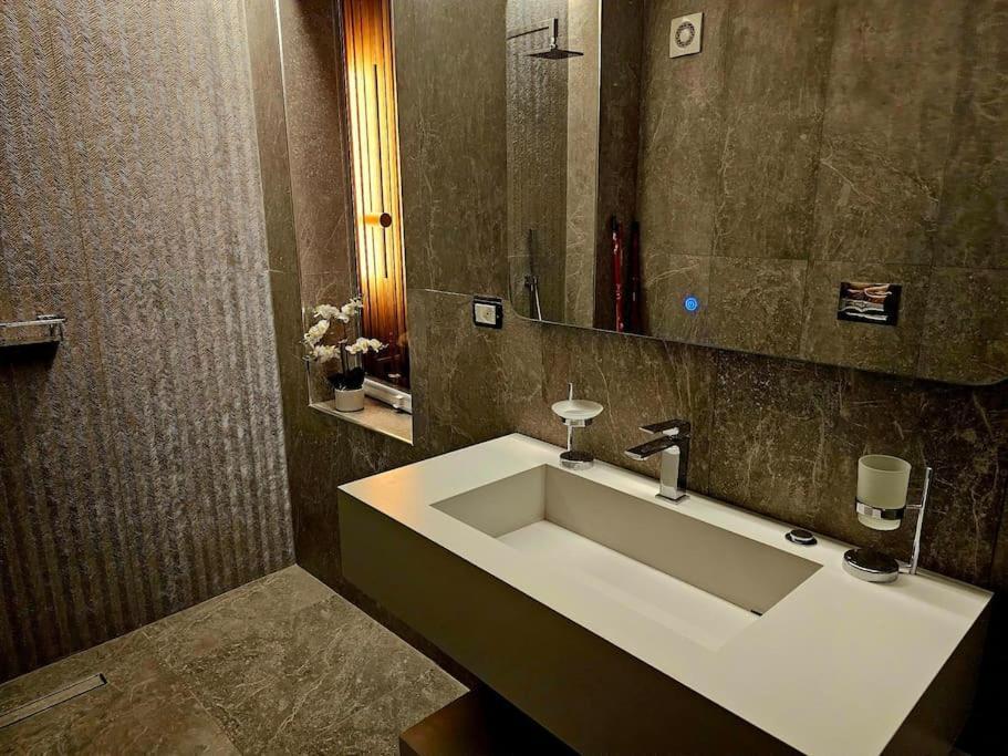 Blloku Suites, City Centre,Tirana Exteriör bild